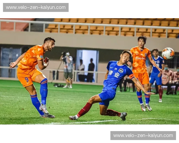 激情重燃!鲁能vs富力经典战役回放,重温绿茵场上的荣耀与热血 激情重燃!鲁能vs富力经典战役回放,重温绿茵场上的荣耀与热血